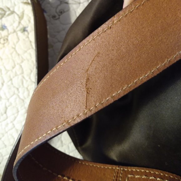 Coach Bleecker Signature Bucket - Picture 14 of 16